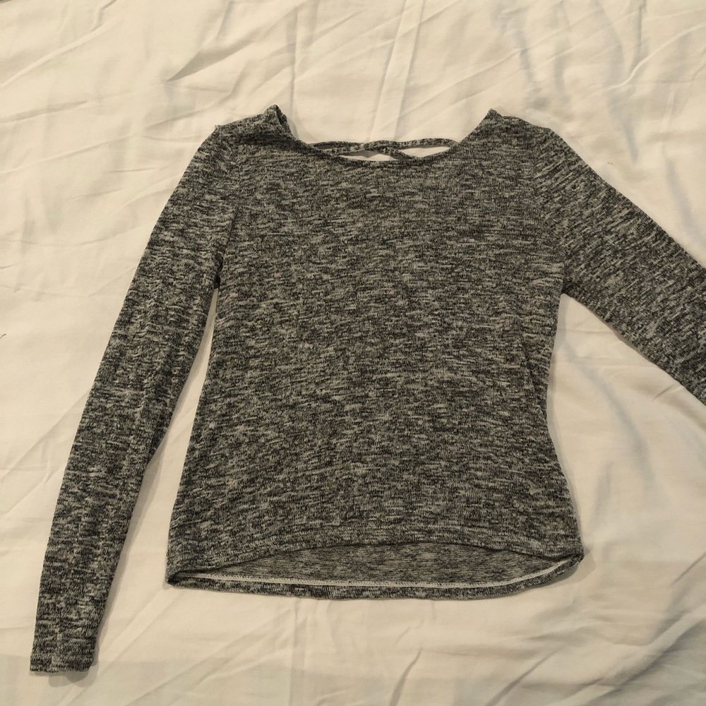 H&M grey long sleeve crop top
